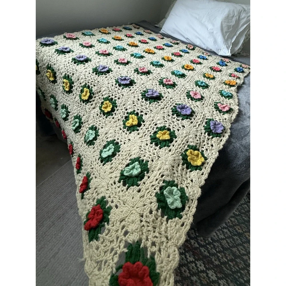 Vintage Handmade Crochet Afghan Throw 3D Popcorn Flowers Floral Cottagecore